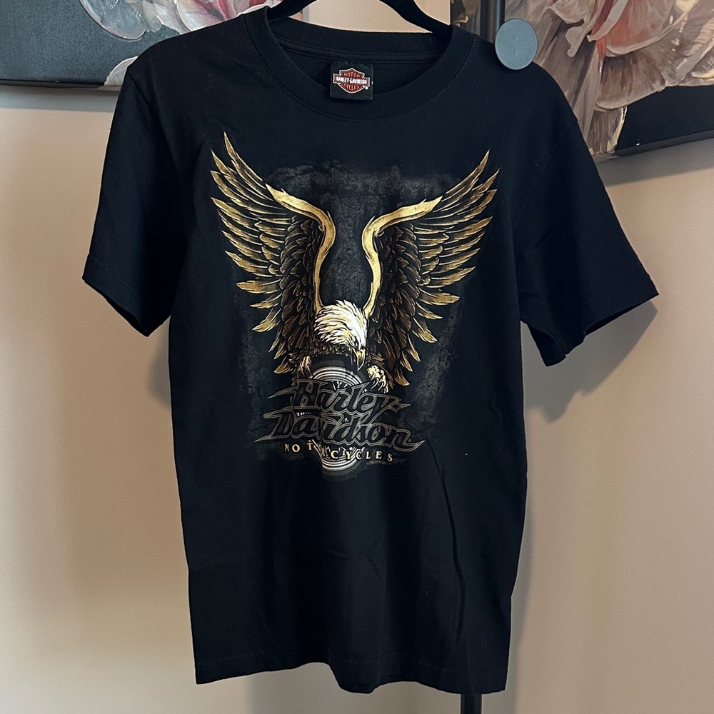 Harley-Davidson Black Shirt with Gold Winged Graphic